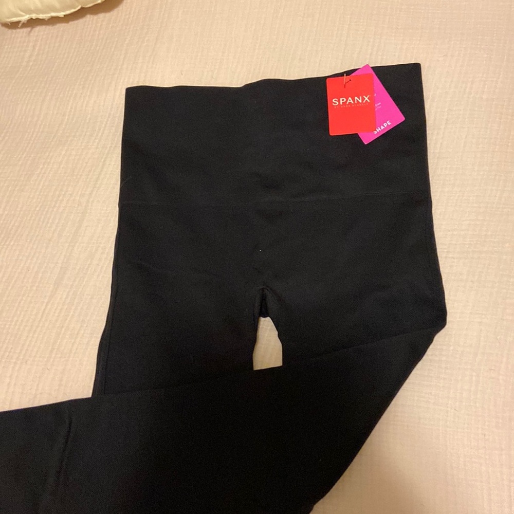 NWT SPANX Shaping Leggings Black